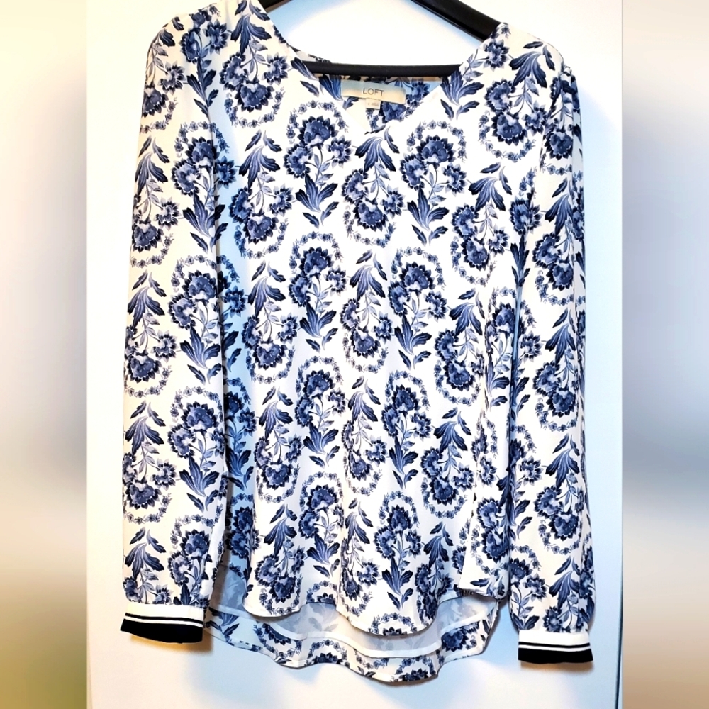 Small LOFT Blue and White Relaxed Blouse with Graphic Floral Design
